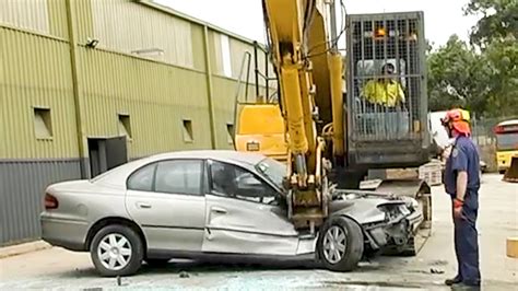 mini excavator crushing a car|Incredible Fast Strongest Mini Excavator Scrapped Toyota Car, .